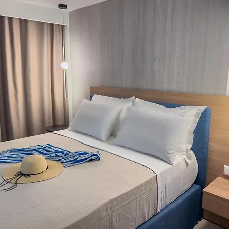 Luxury Naoum - Adults Only Appartement