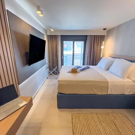 Luxury Naoum - Adults Only Apartament *